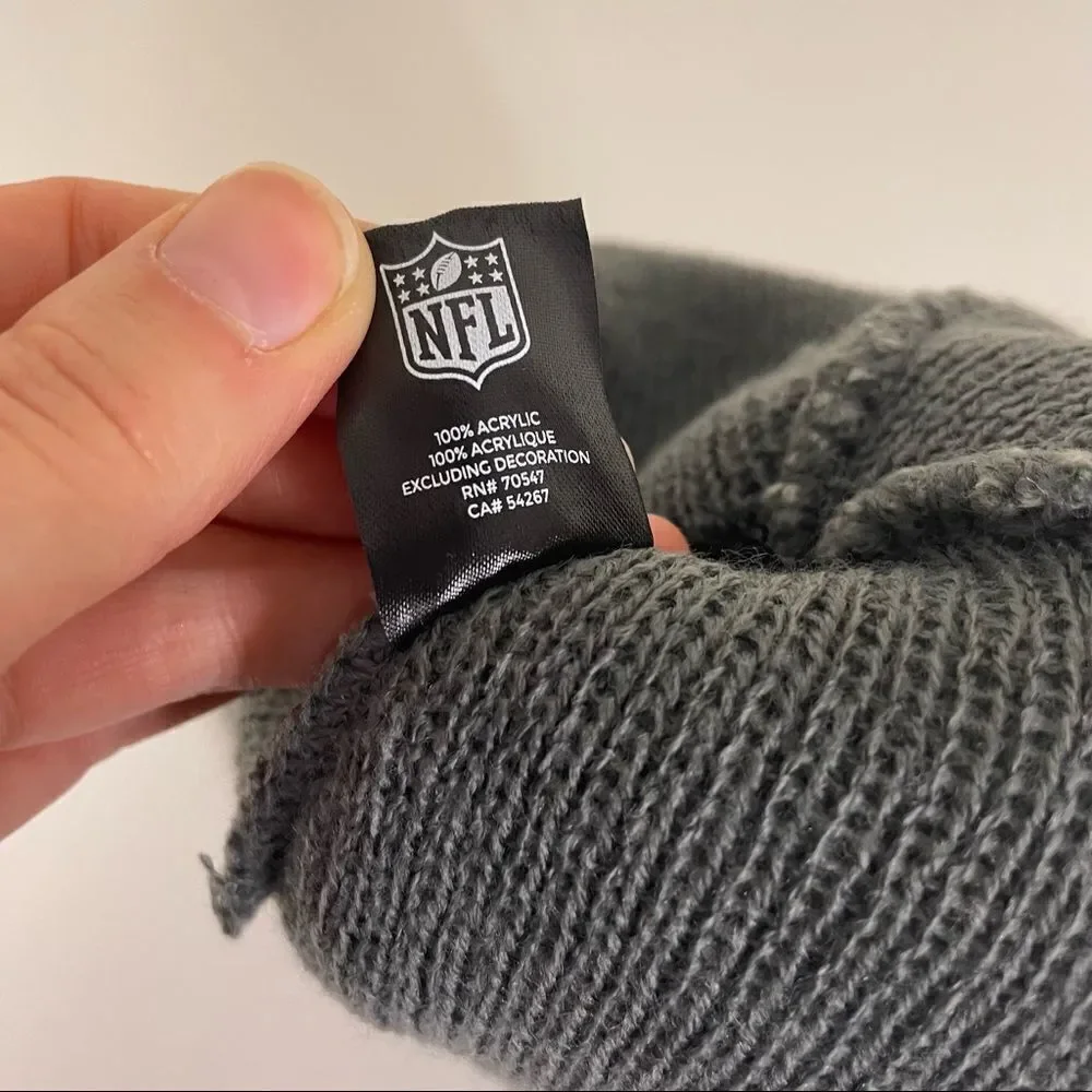 47 Denver Broncos Grey with Navy & Orange Logo Pom Pom Cuffed Winter Hat